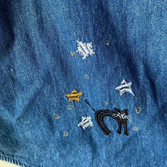 Classic Elements Halloween Embroidered Chambray Button Down Women Sz 14 Teachers - Picture 4 of 8